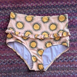KORTNI JEANE SUN PRINT RUFFLE HIGH RISE BIKINI BOTTOMS